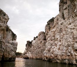 Marble Rock in Jabalpur - Book a Hotel Room at Vijan Mahal