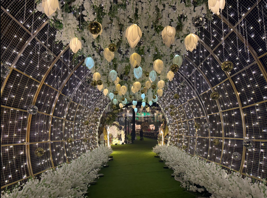 Wedding moments at Vijan Mahal